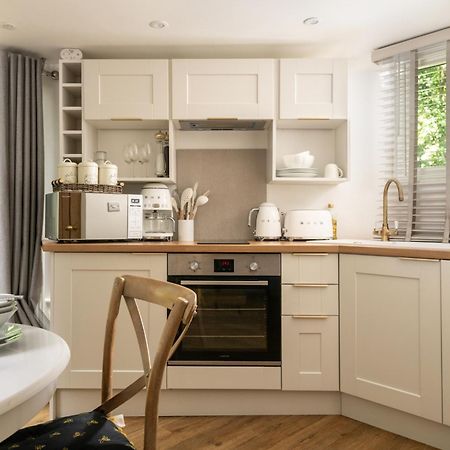 Honeycombe - Treehouse In The Heart Of Dorset Villa Blandford Forum Exteriör bild