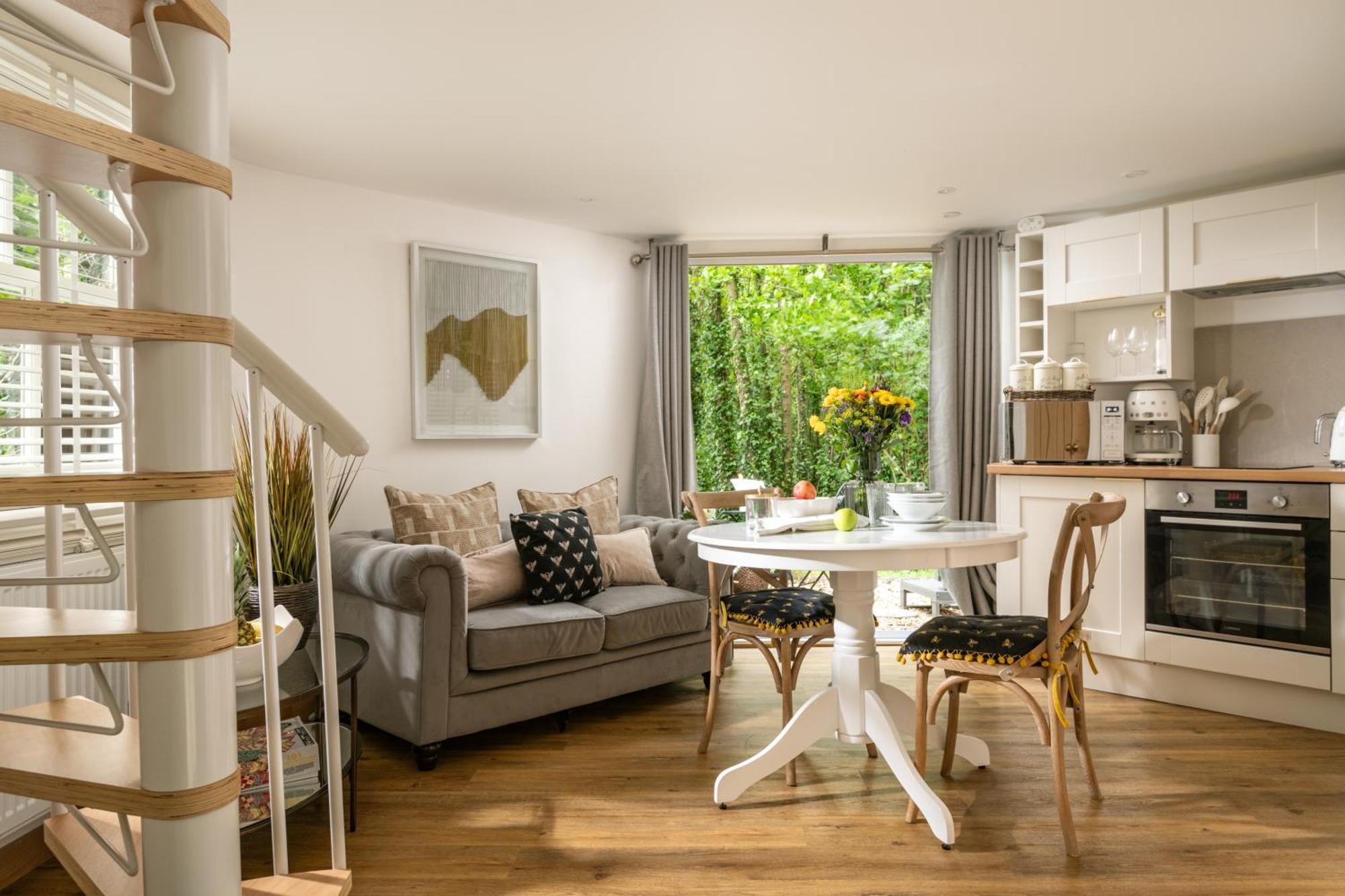 Honeycombe - Treehouse In The Heart Of Dorset Villa Blandford Forum Exteriör bild